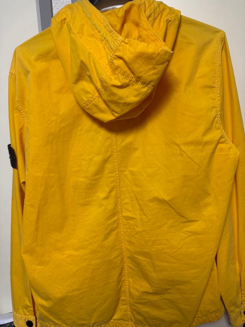 【売り切りたいので値下げ中】ストーンアイランド　マウンテンジャケット Mサイズ