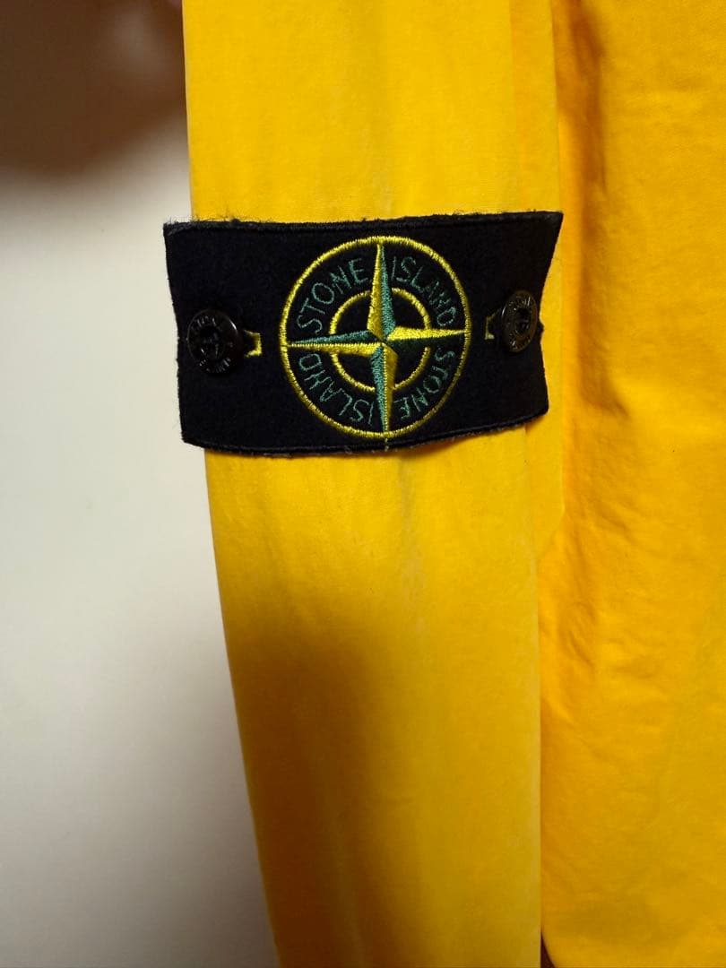 【売り切りたいので値下げ中】ストーンアイランド　マウンテンジャケット Mサイズ