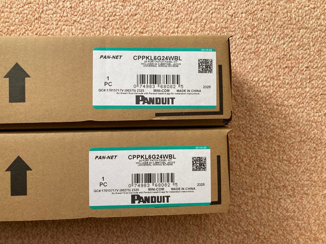 新品未開梱　パンドウィットCPPKL6G24WBL 24ポートパッチパネル 2個