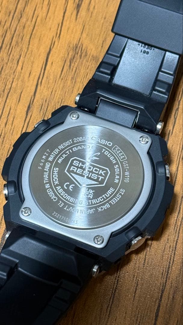【よっしーママ】CASIO G-SHOCK GST-B100 未着用