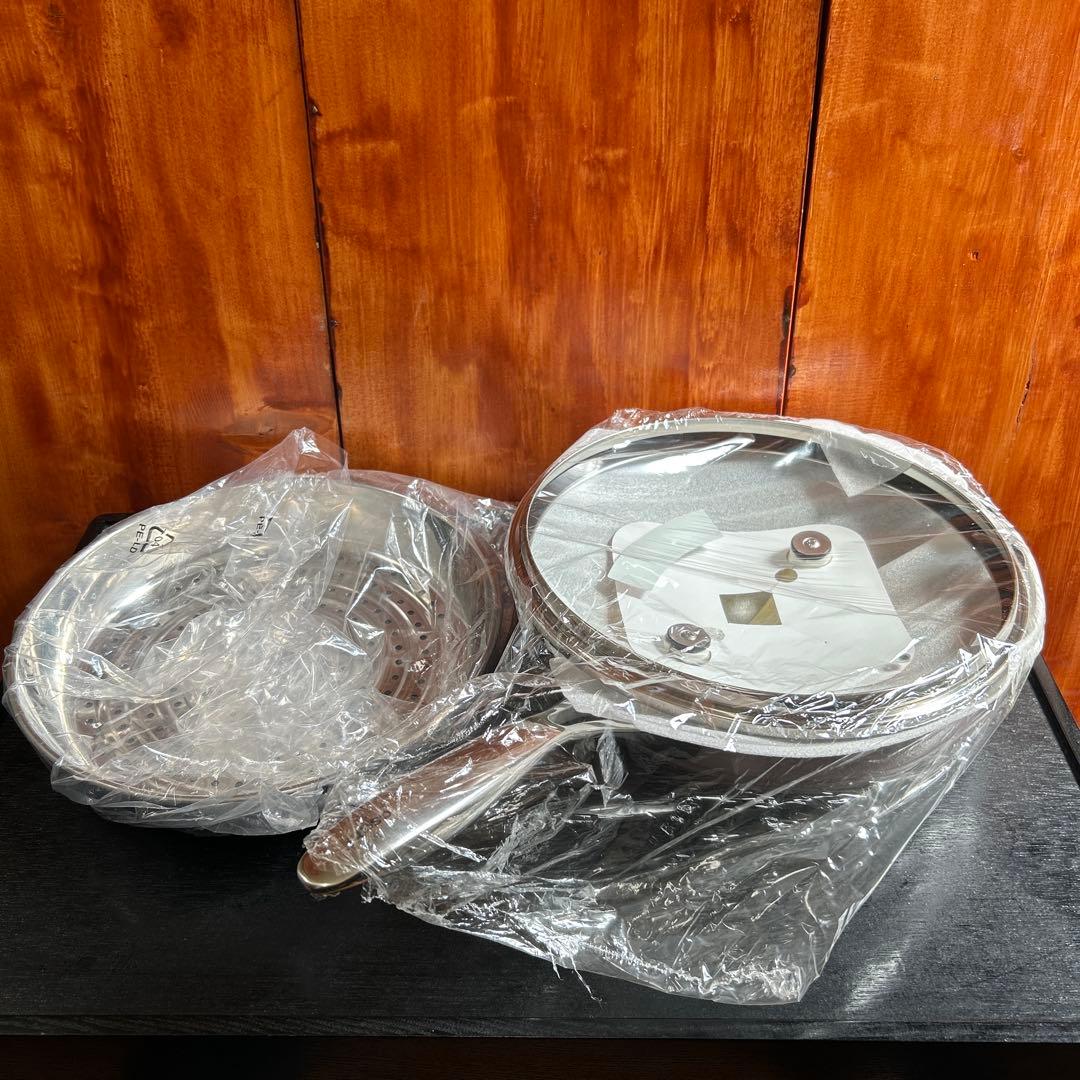 ISA　新品オールライトフライパン26cm スチーマー付 シャンパンピンク