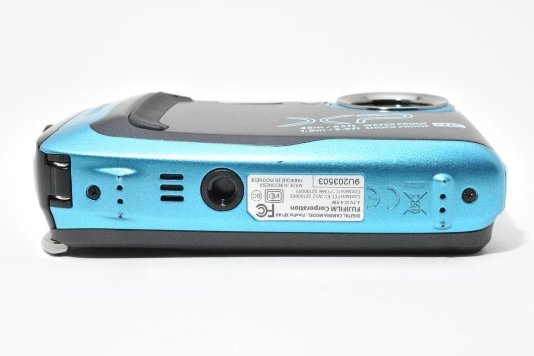 ■ほぼ新品■ FUJIFILM XP140 防水 耐衝撃 動作OK