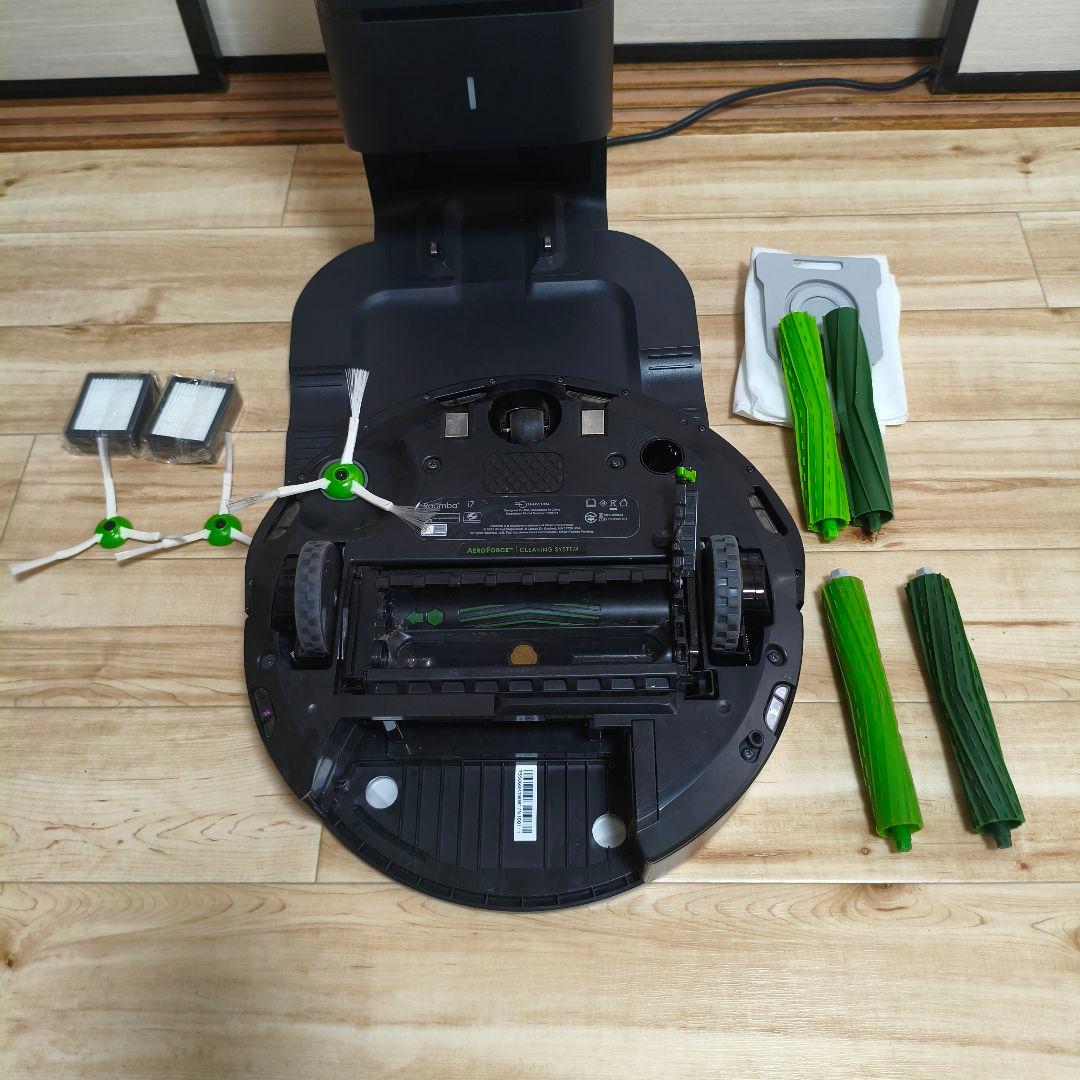 ♥️ 動作品 iRobot i7+ ロボット掃除機本体 自動ゴミ収集機能付き