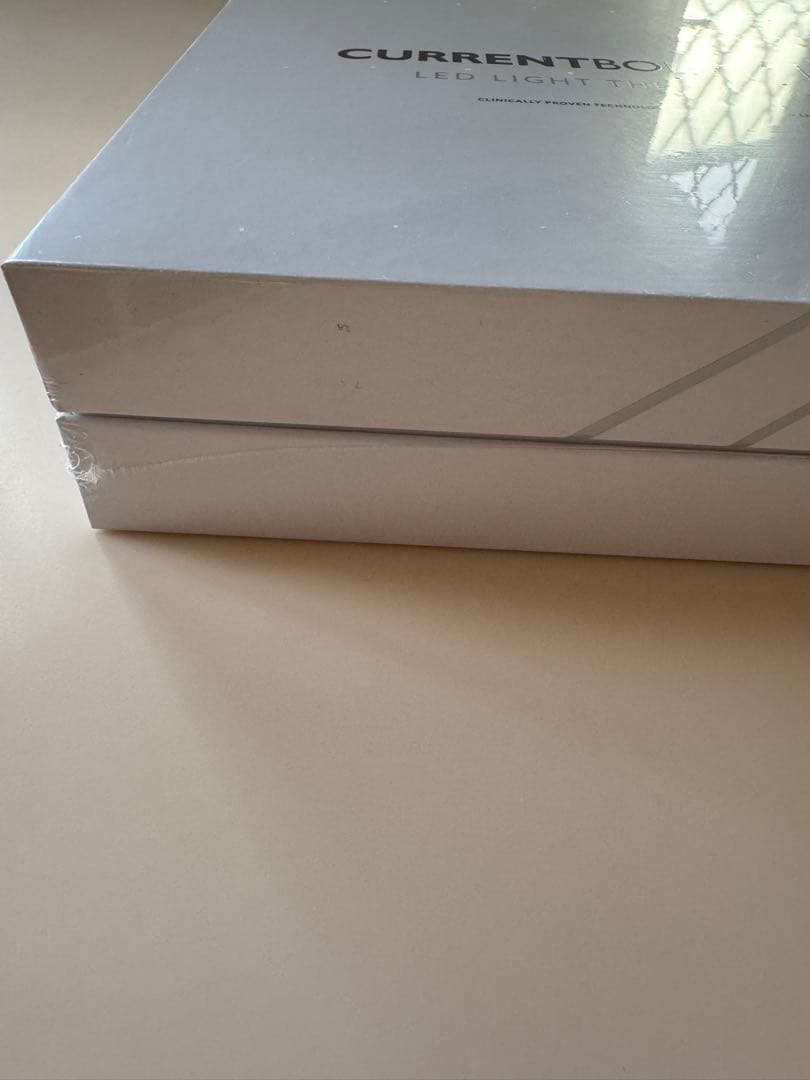 未開封　CURRENTBODY skin LEDライトセラピーマスク