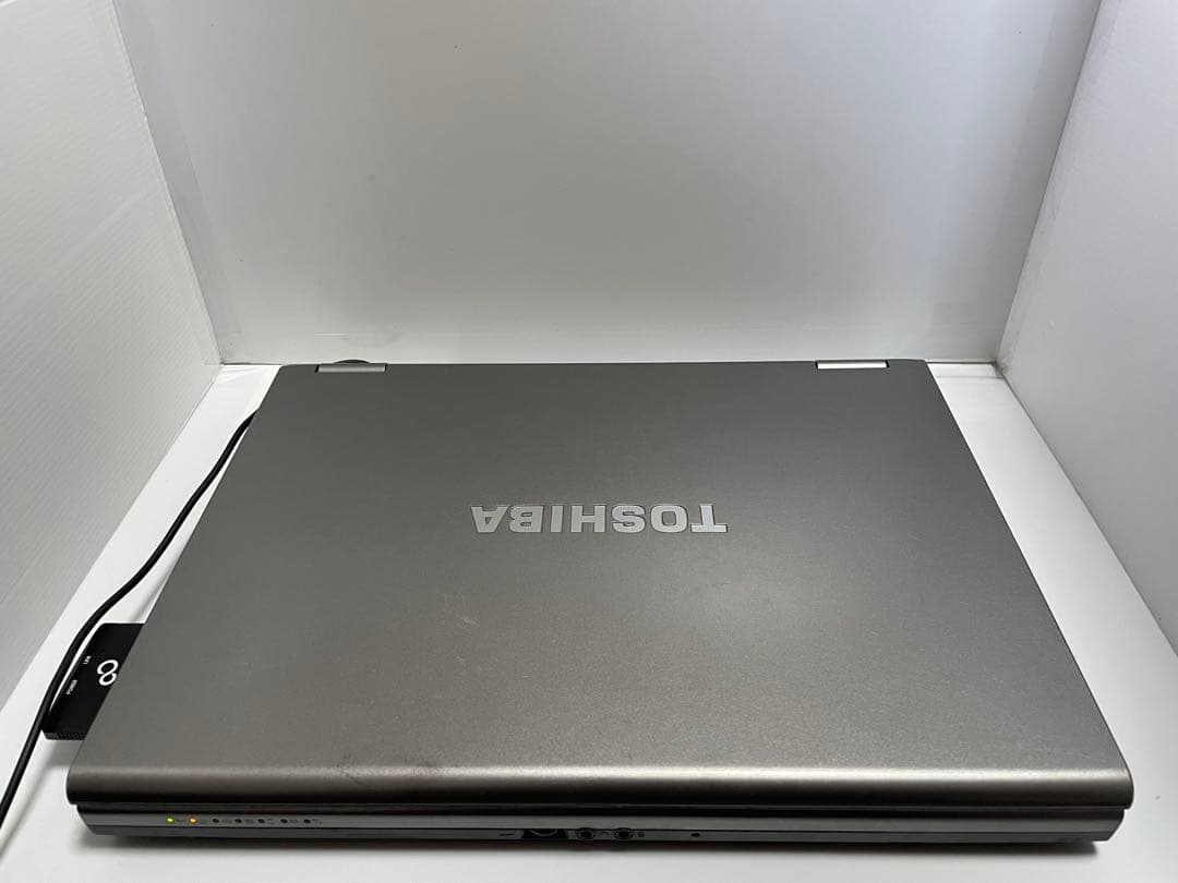【1029】東芝dynabook T21 220C/W XP office