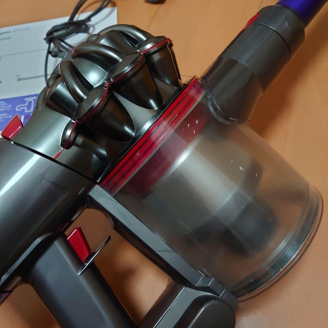 Dyson ダイソン V7 fluffy スティッククリーナー本体　 一式