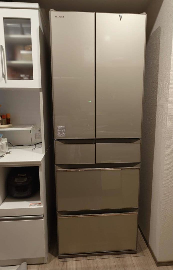 日立ノンフロン冷凍冷蔵庫 R-HW52J（XN）型2018年製造美品　取説有り