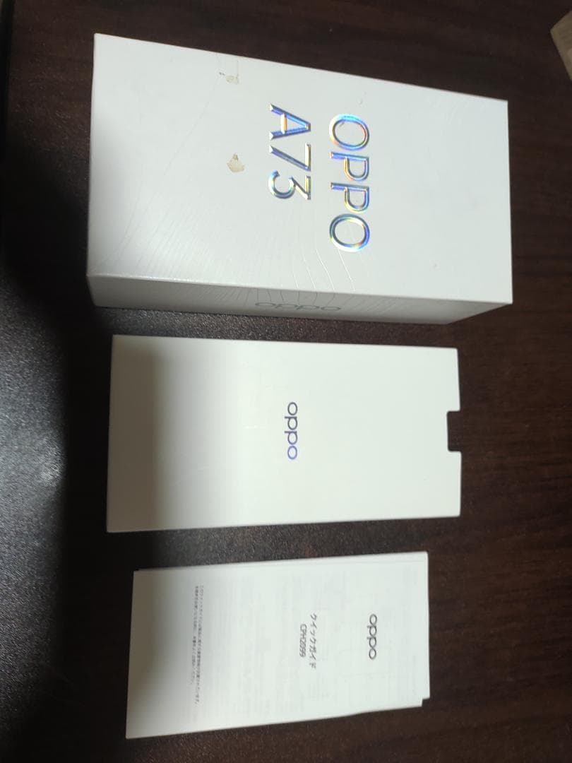 OPPO A73 本体 充電器付き