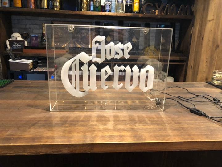 非売品　クエルボ　ネオンサイン　看板