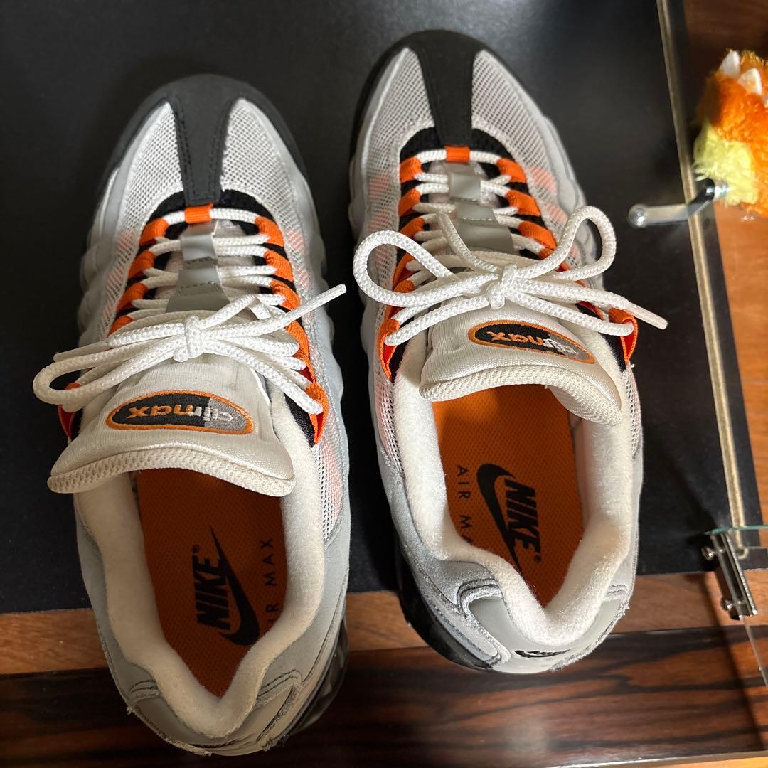 air max95 ブライトマンダリン
