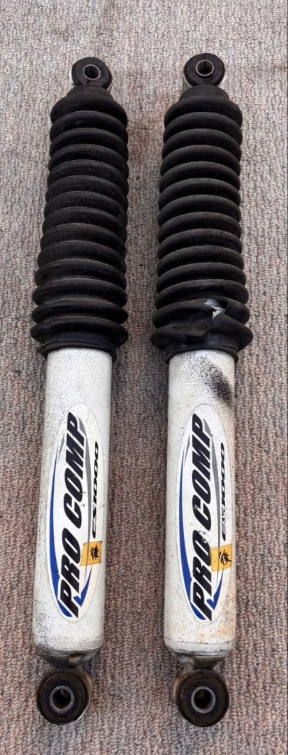 プロコンプ ES1000 ショックアブソーバー JA11用（2〜3インチアップ）