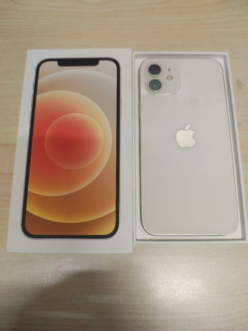 【新品未使用】iPhone 12 64GB ホワイト バッテリー100%