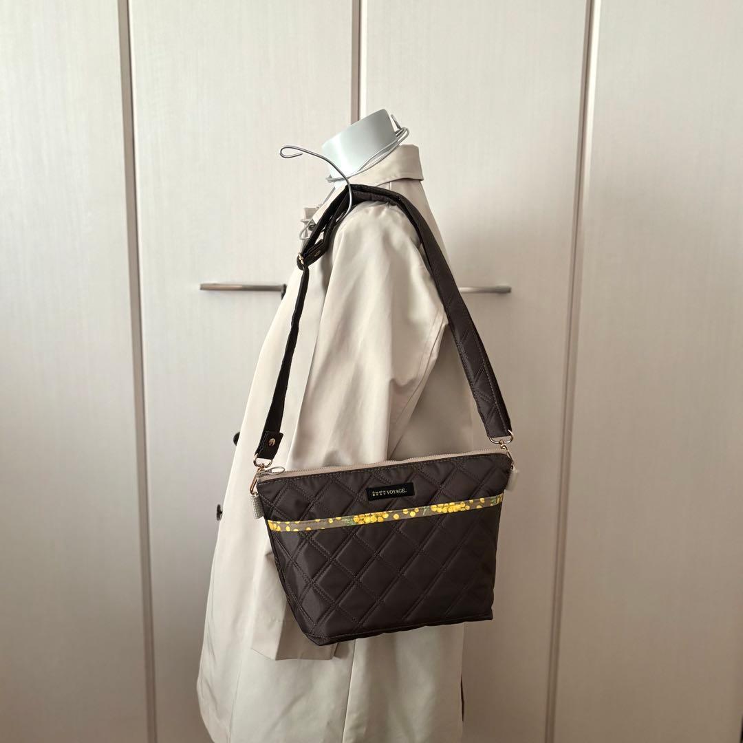 【ゆうママ】30cmファスナーショルダーバッグ　ナイロンオックスキルト