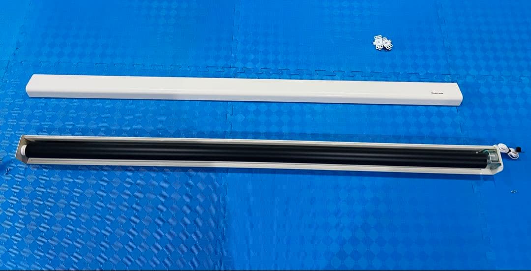 【美品】TheaterHouse 80インチ 電動スクリーン リモコン付