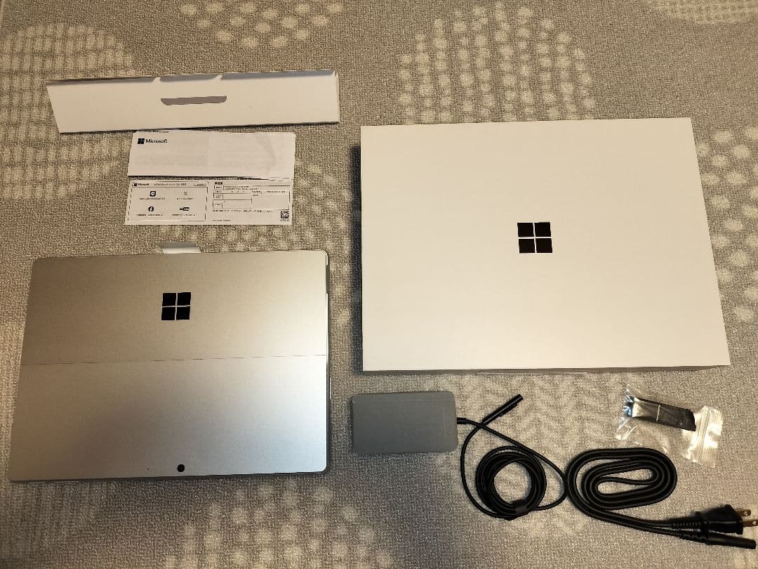 未使用品 Surface Pro 11 13インチ 16GB 256GB