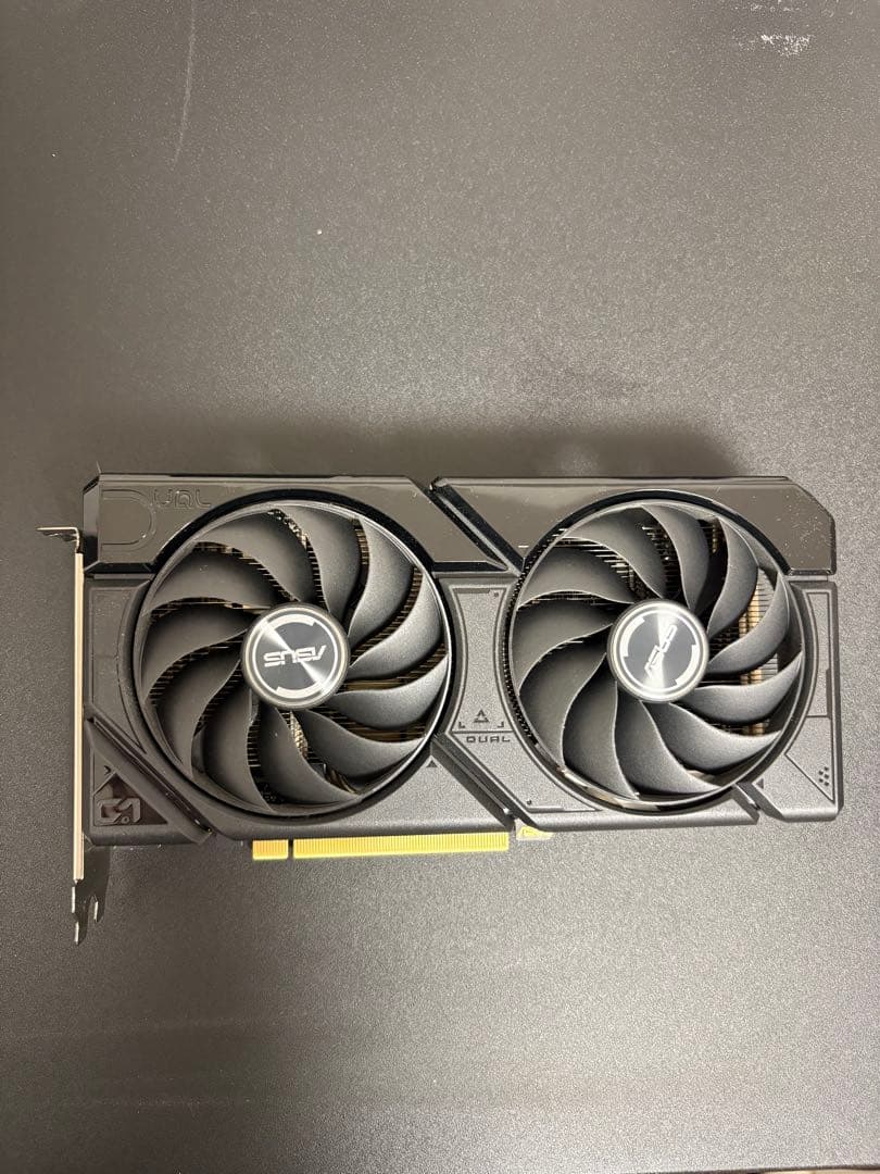 グラフィックボード・グラボ・ビデオカード ASUS RTX4070 super