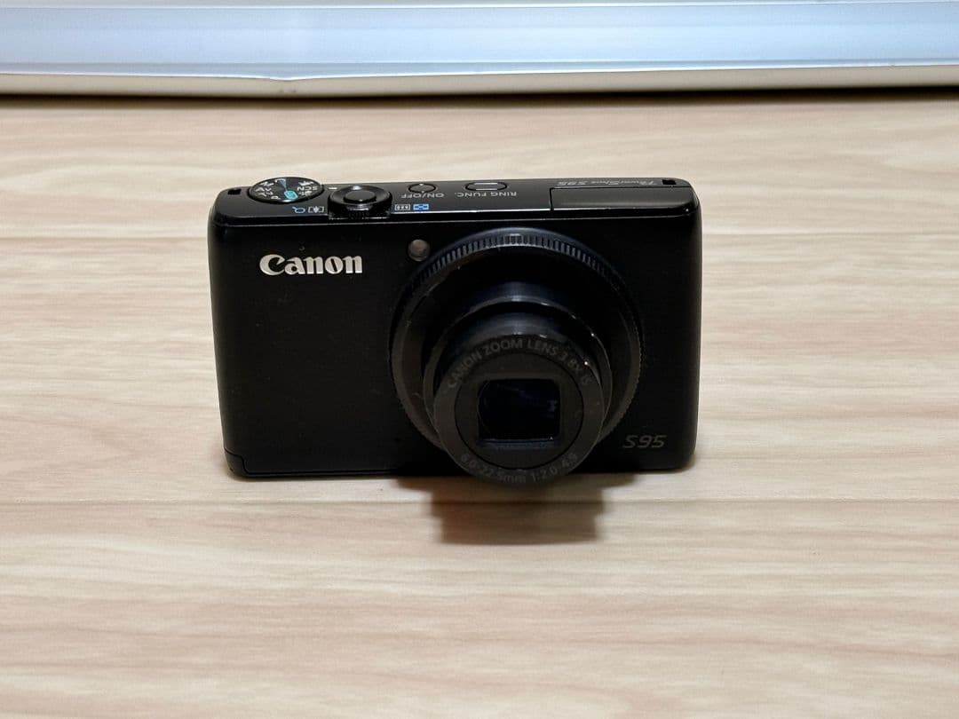 Canon S95 デジタルカメラ 本体 PC1565 中古