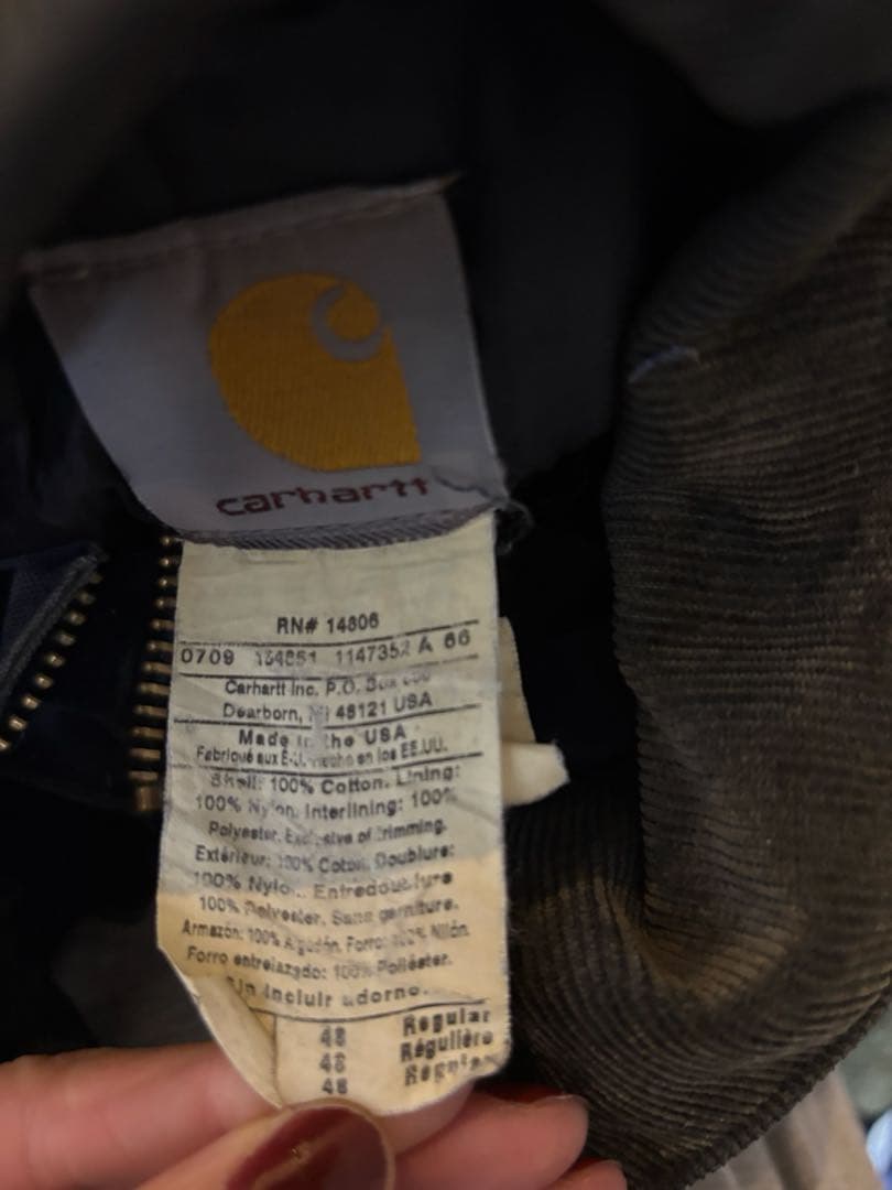 Carhartt ダークブルーワークジャケット