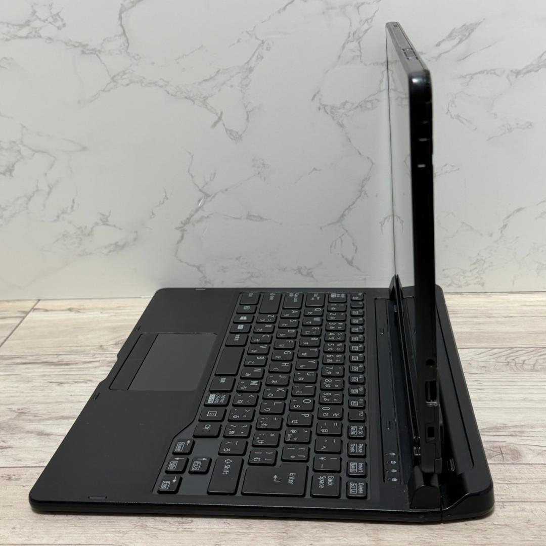 ARROWSTab Q739☆Core i5-8365U/SSD 128G/4G