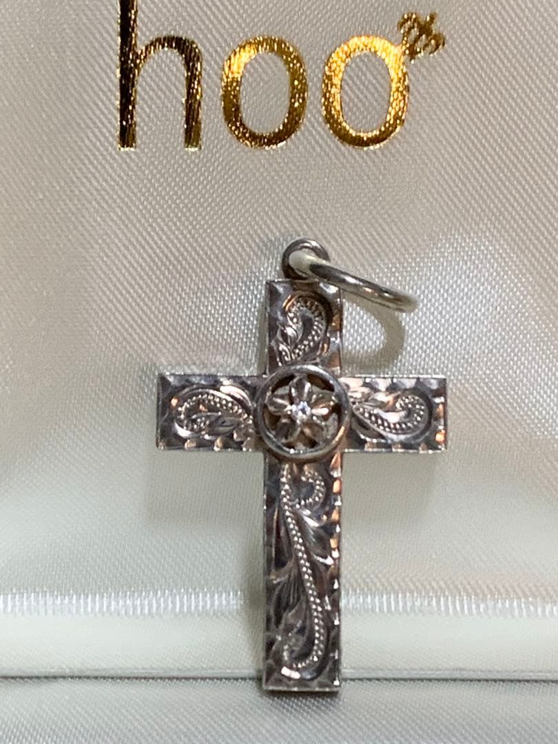 【hoo】鍛造ハワイアンジュエリー [手彫り] プルメリアクロス　ペンダント