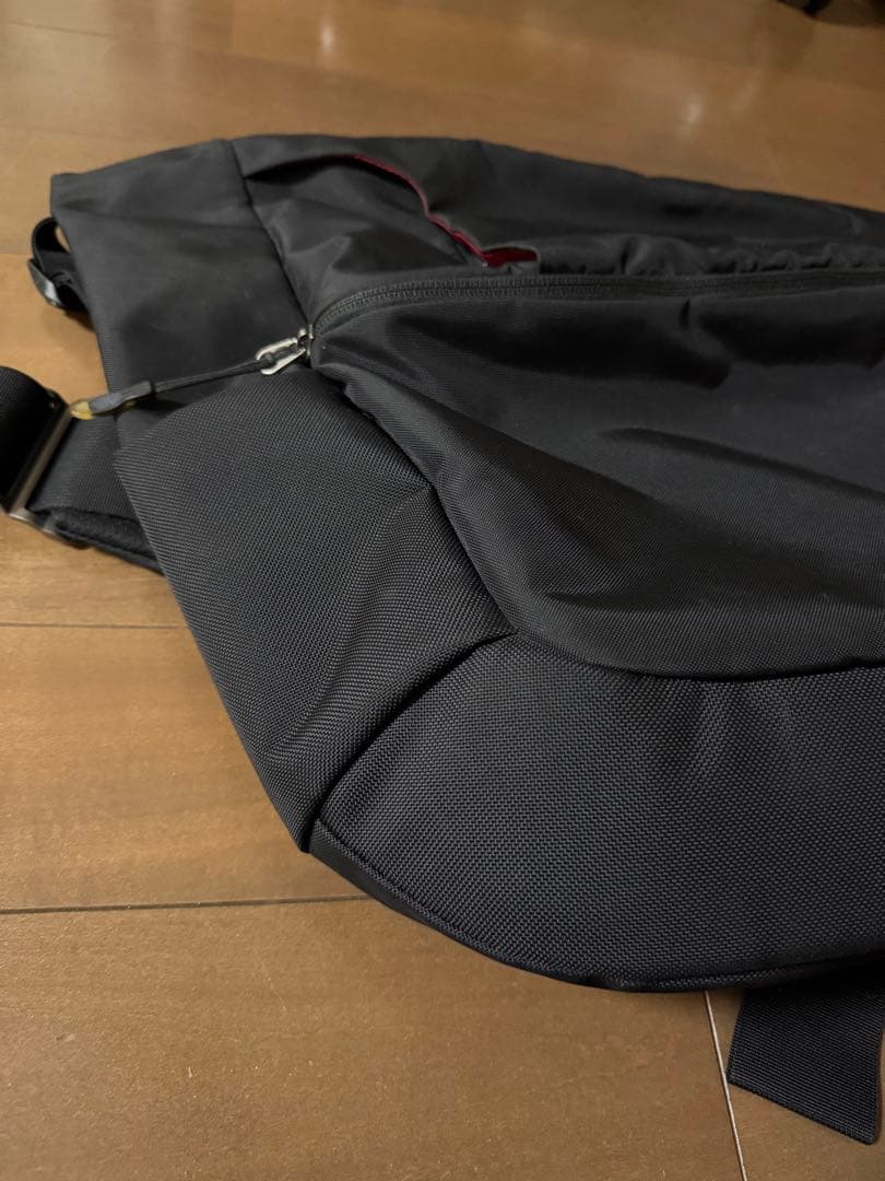 【希少】ARC’TERYX アークテリクス メッセンジャーバッグ ミストラルBK