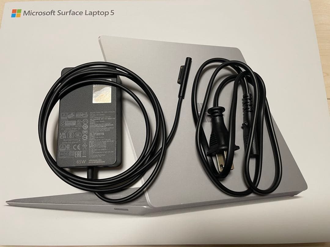 【美品】Surface Laptop 5 13.5インチ 8GB 256GB