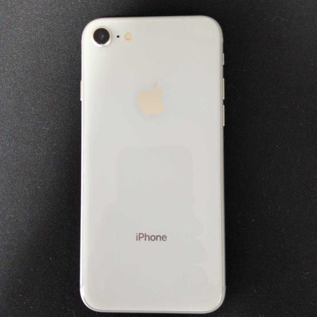 お*り様 Apple iPhone 8 本体