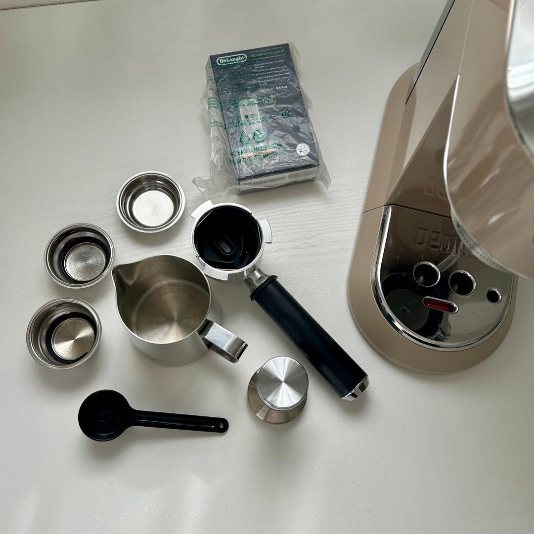 デロンギ エスプレッソメーカー デディカアルテ EC885J-BG 付属品付き