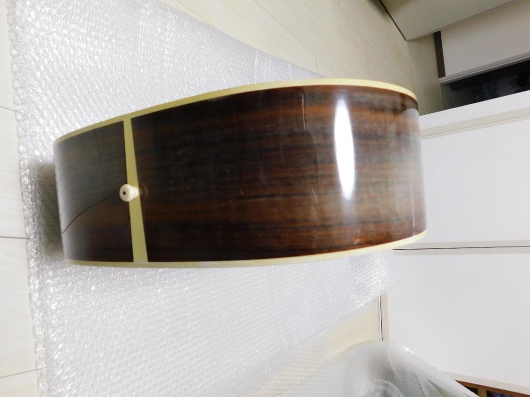 Yamaki YW-35 アコースティックギター　白濁あるも音は健在　キズ少ない