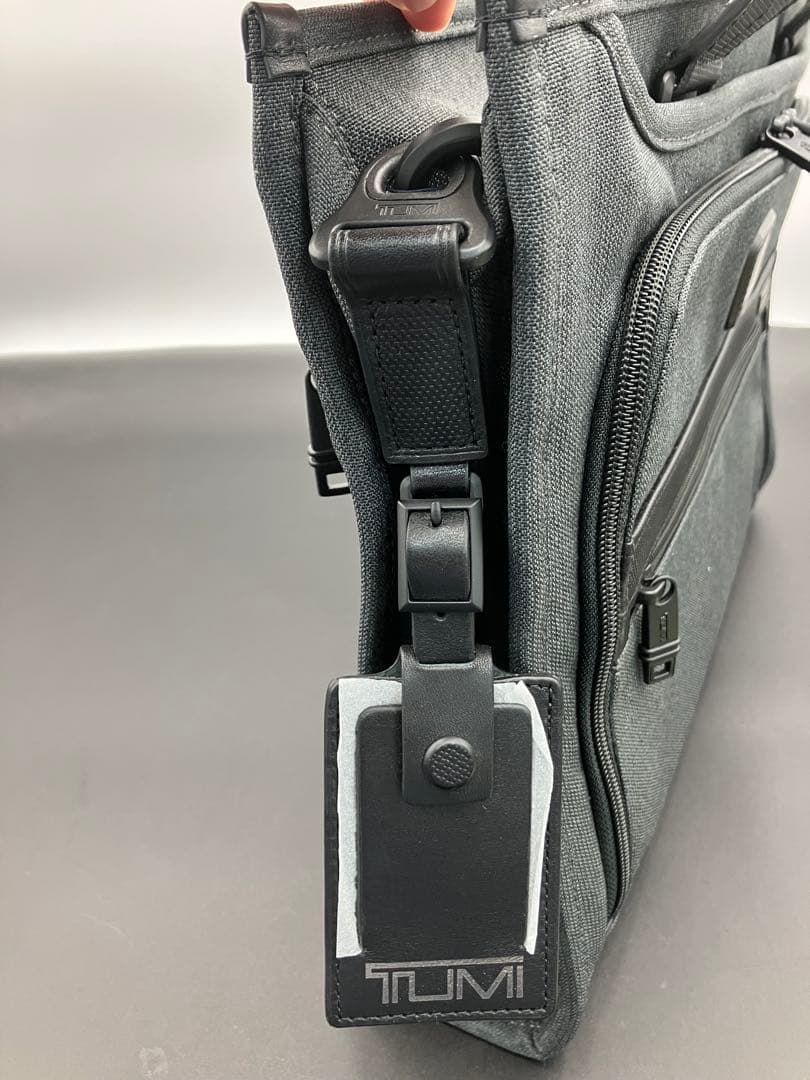 TUMI ALPHA 2 スリムデラックス ブリーフケース キャンバス グレー