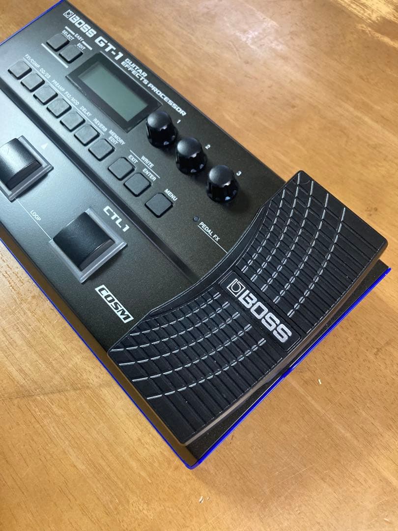 【美品】BOSS GT-1 マルチエフェクター 教科書セット