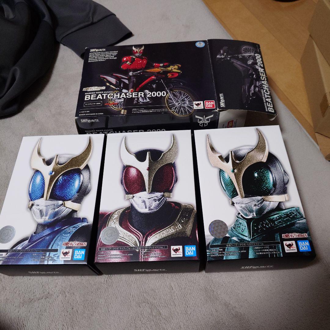 イ*ゴ様 真骨彫　仮面ライダークウガ　BEATCHASER 2000