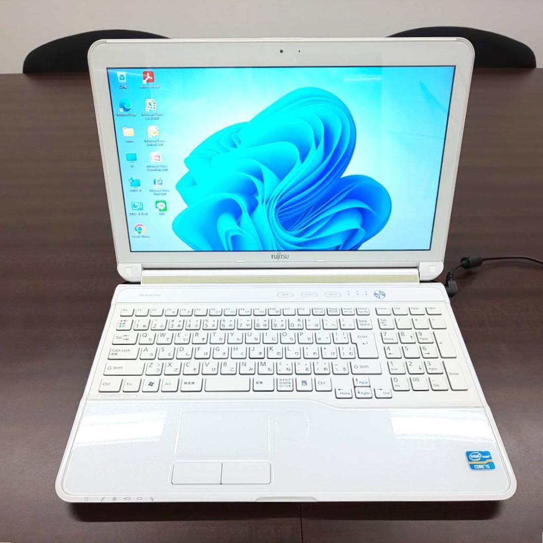 <ななこ子>富士通 LIFEBOOK AH56/E