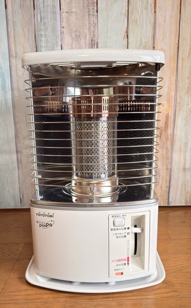 【2023年製】トヨトミ RS-H29N-W石油ストーブ ハンドル付