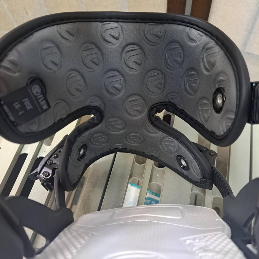 FLOW FUSE　スノーボード　ビンディング