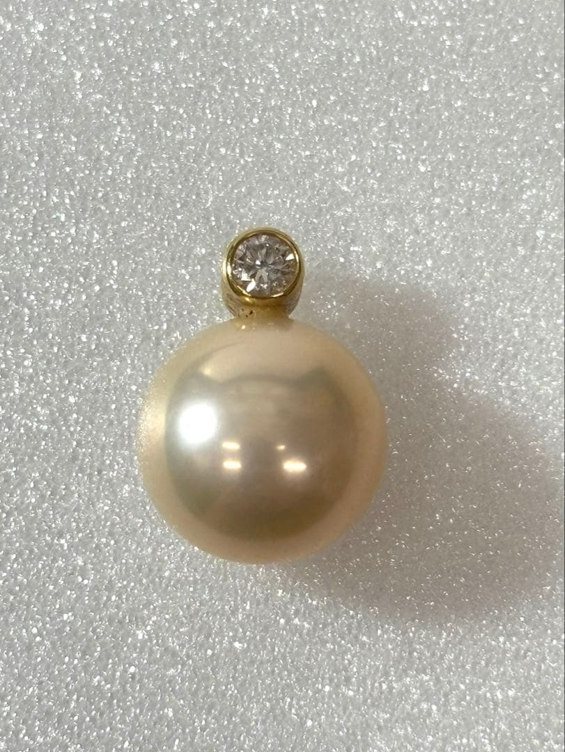 【K18 / パールネックレストップ 】 本真珠 ダイヤ0.07ct 1.55g
