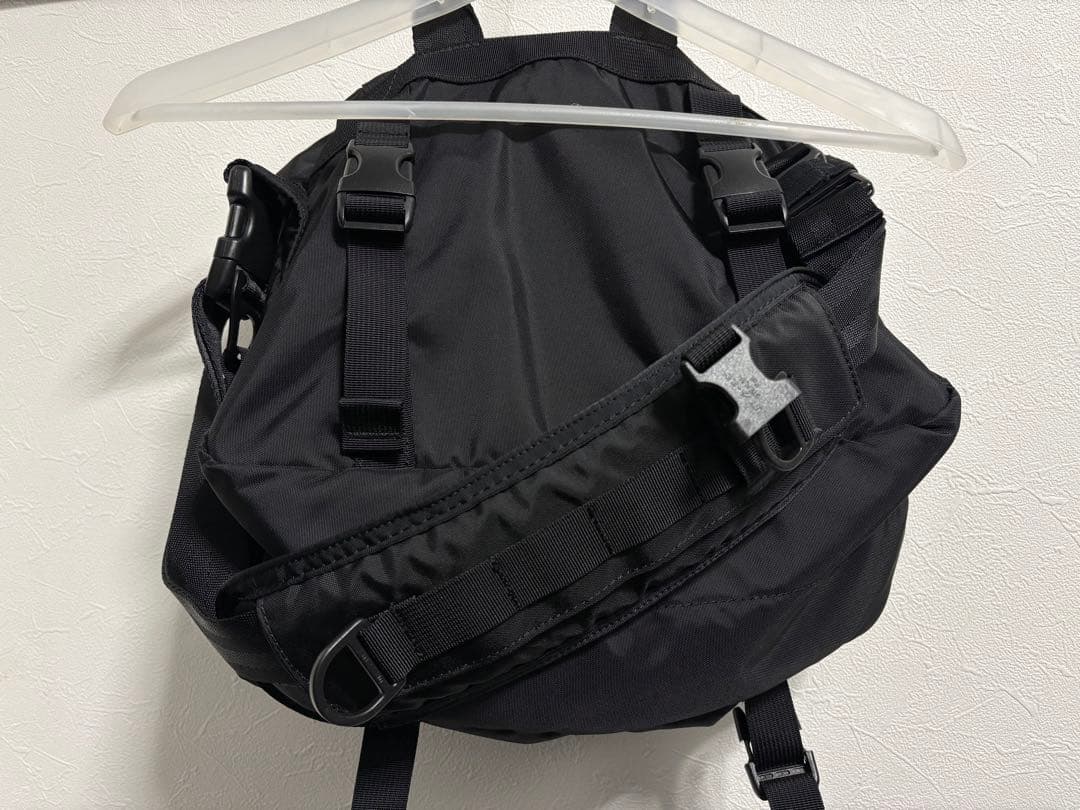 BRIEFING × New Balance AT MESSENGER BAG