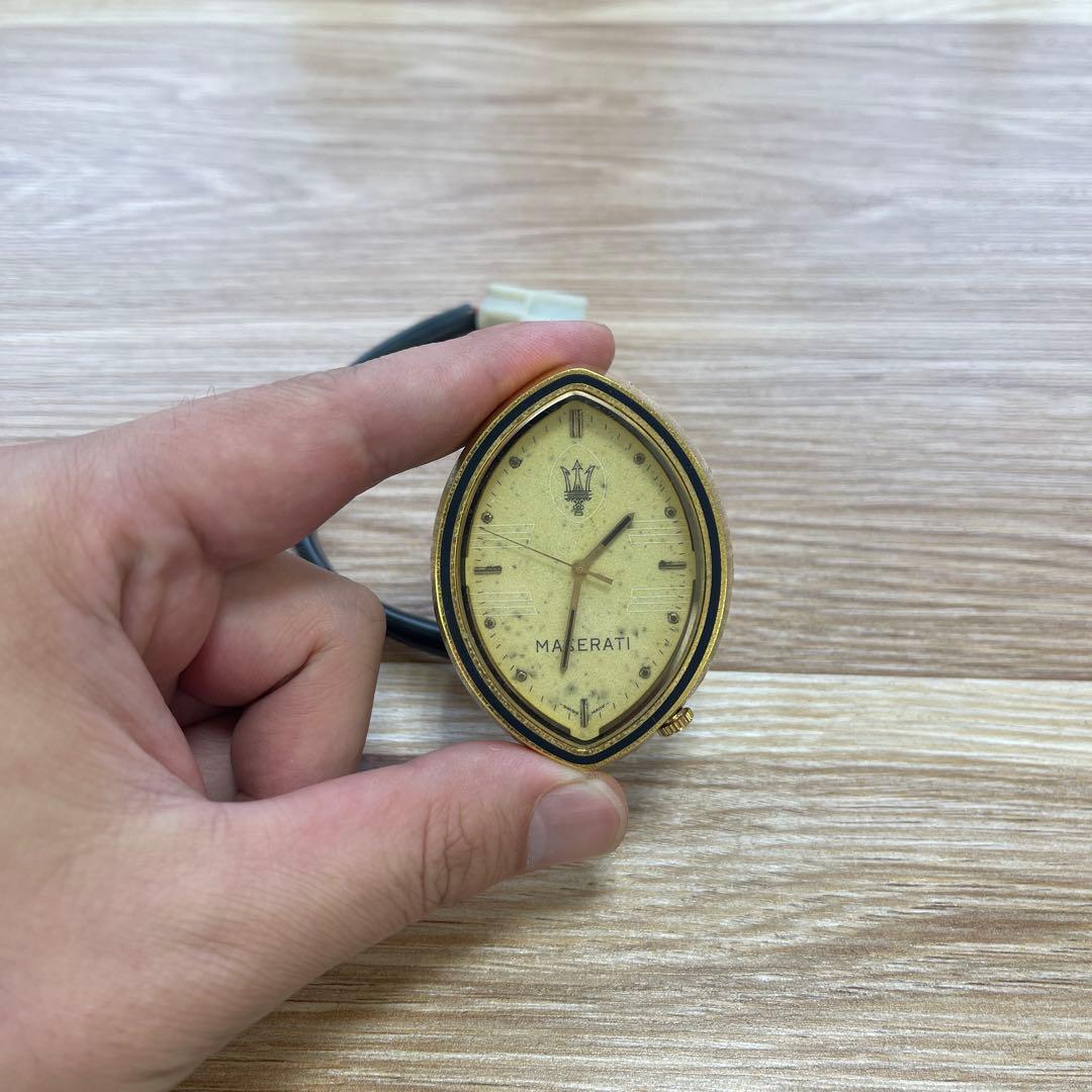 マセラティ　時計