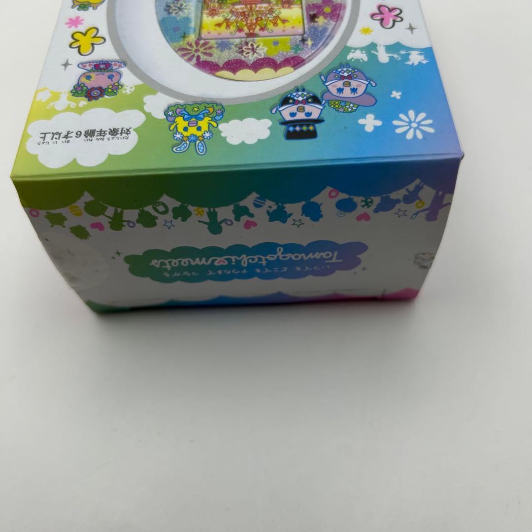 箱付き　たまごっちみーつ　パステルみーつver ホワイト