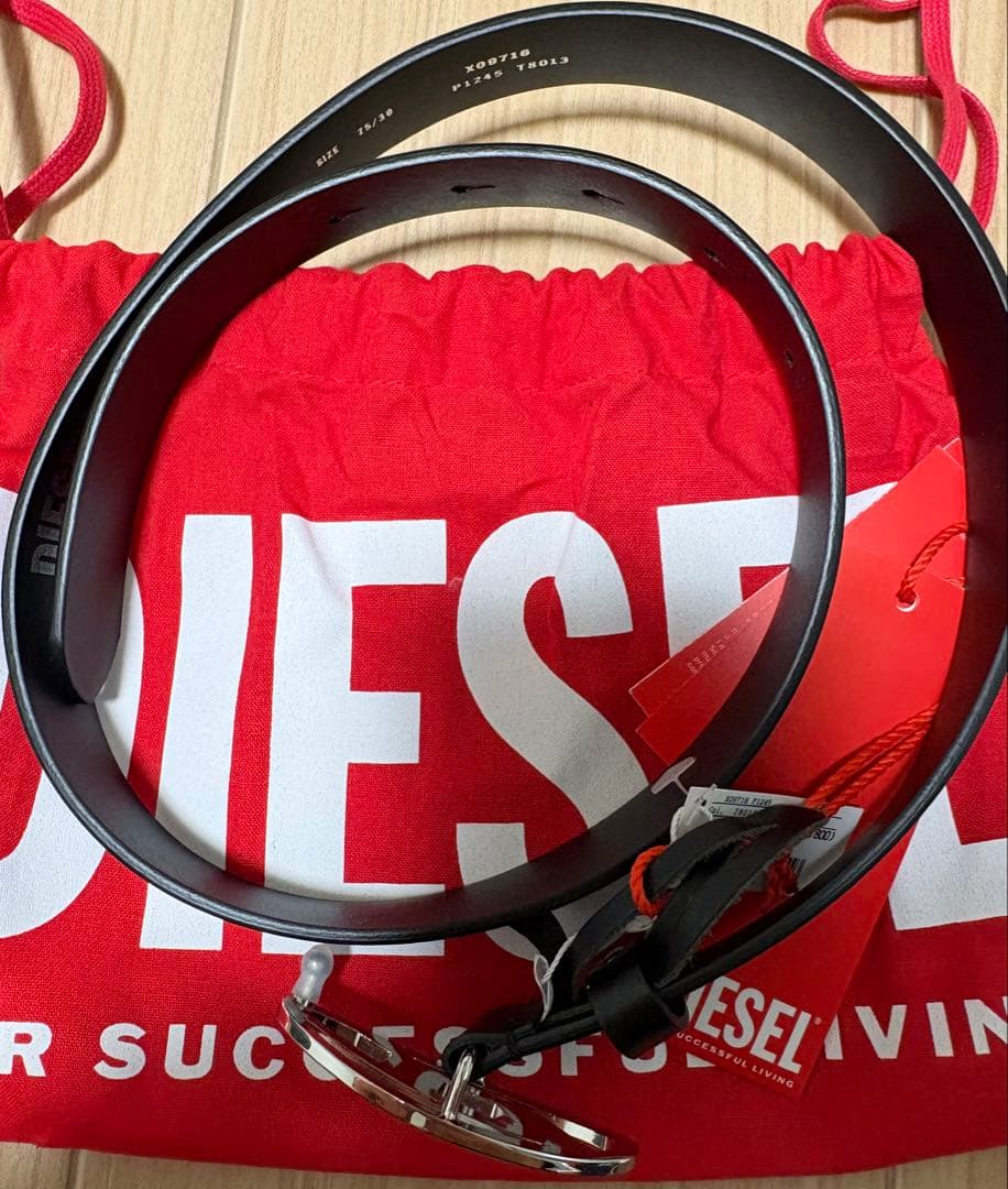 DIESEL カウレザーベルト　新品未使用　付属品完備