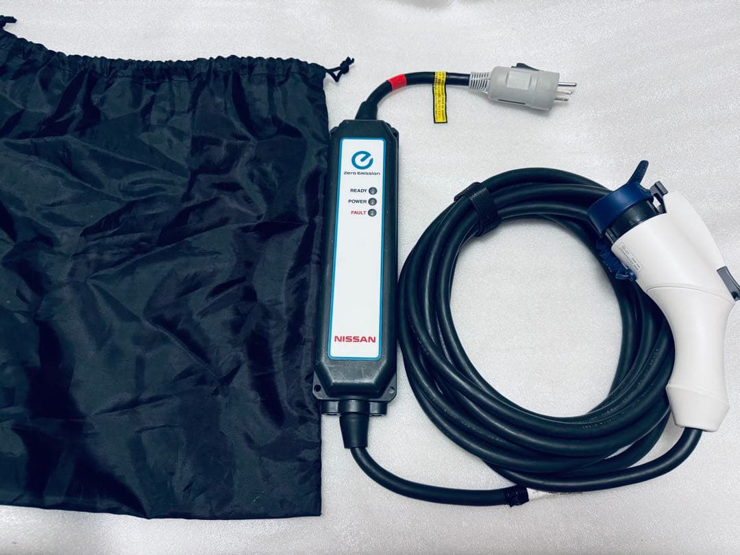 最新型番　日産リーフ充電ケーブル　 6WX0A 708