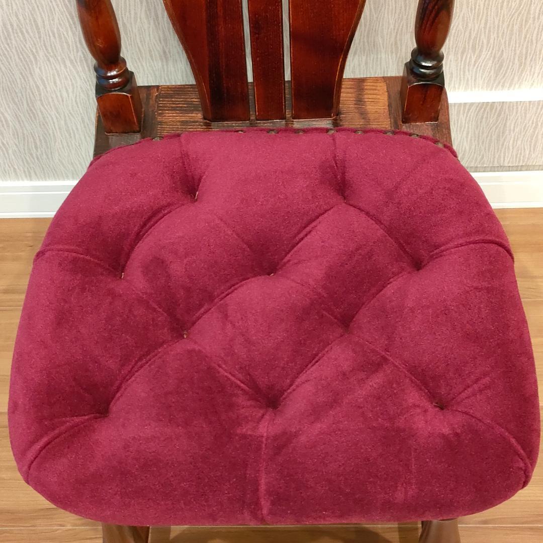〈美品〉アンティークチェア　ワインレッド　ろくろ脚　鋲打ち