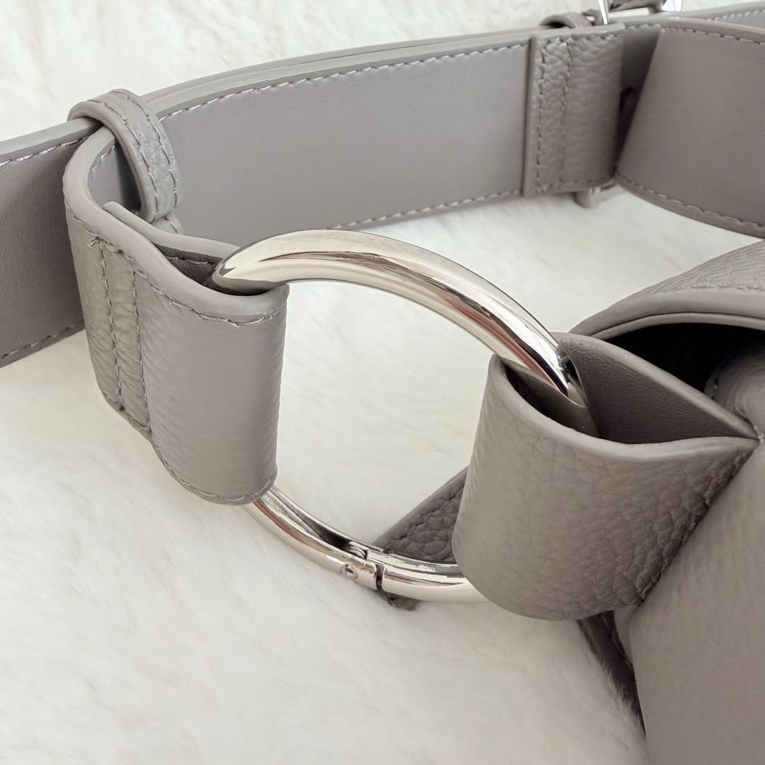 美品✨ビアズリー　レザーボディバッグ　トープ　ショルダーバッグ　2WAY 完売品