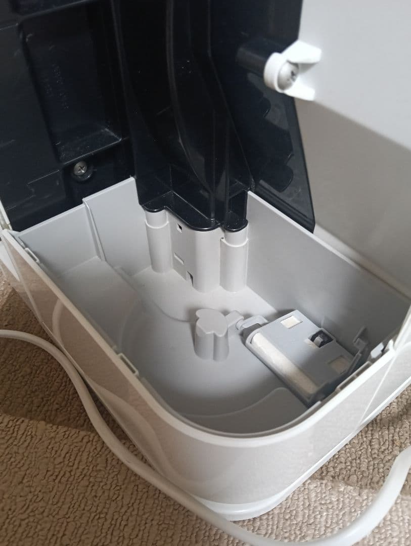 空気清浄機 ダイキン MCK70TE4-W 17年製 ホワイト