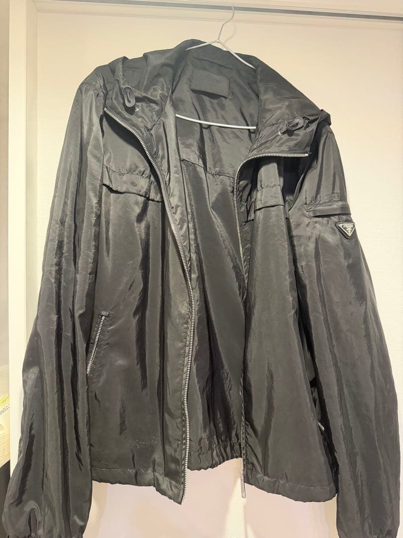 PRADA プラダ ブラックナイロンジャケット フード