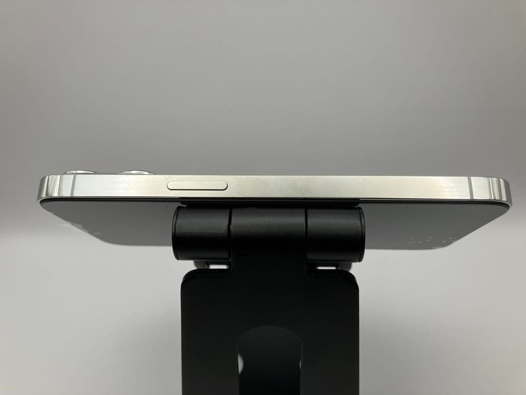 iPhone 13 Pro シルバー 256GB 中古品