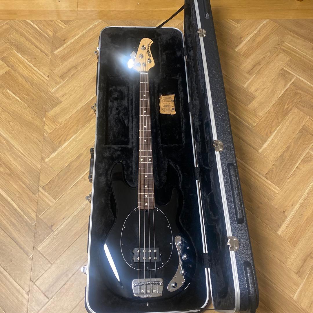 ベース Music Man StingRay 4 Black/Rosewood