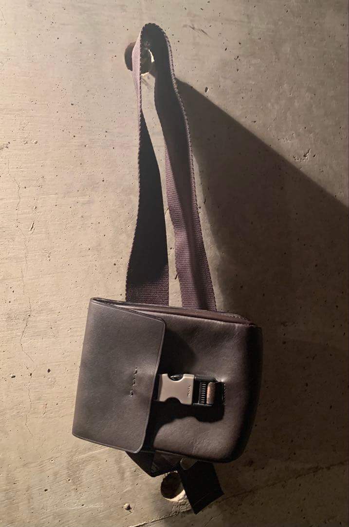 レア！プラダ　ウエストポーチ　ショルダーバック