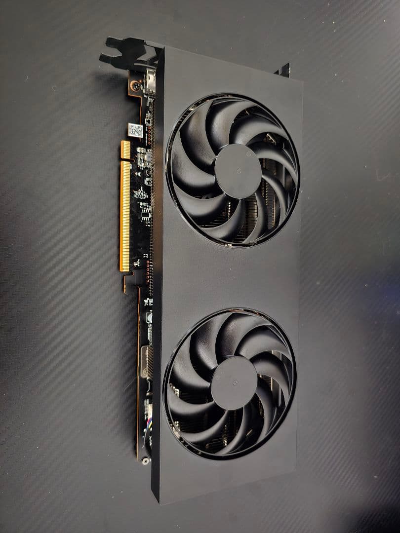 玄人志向 RX7800XT