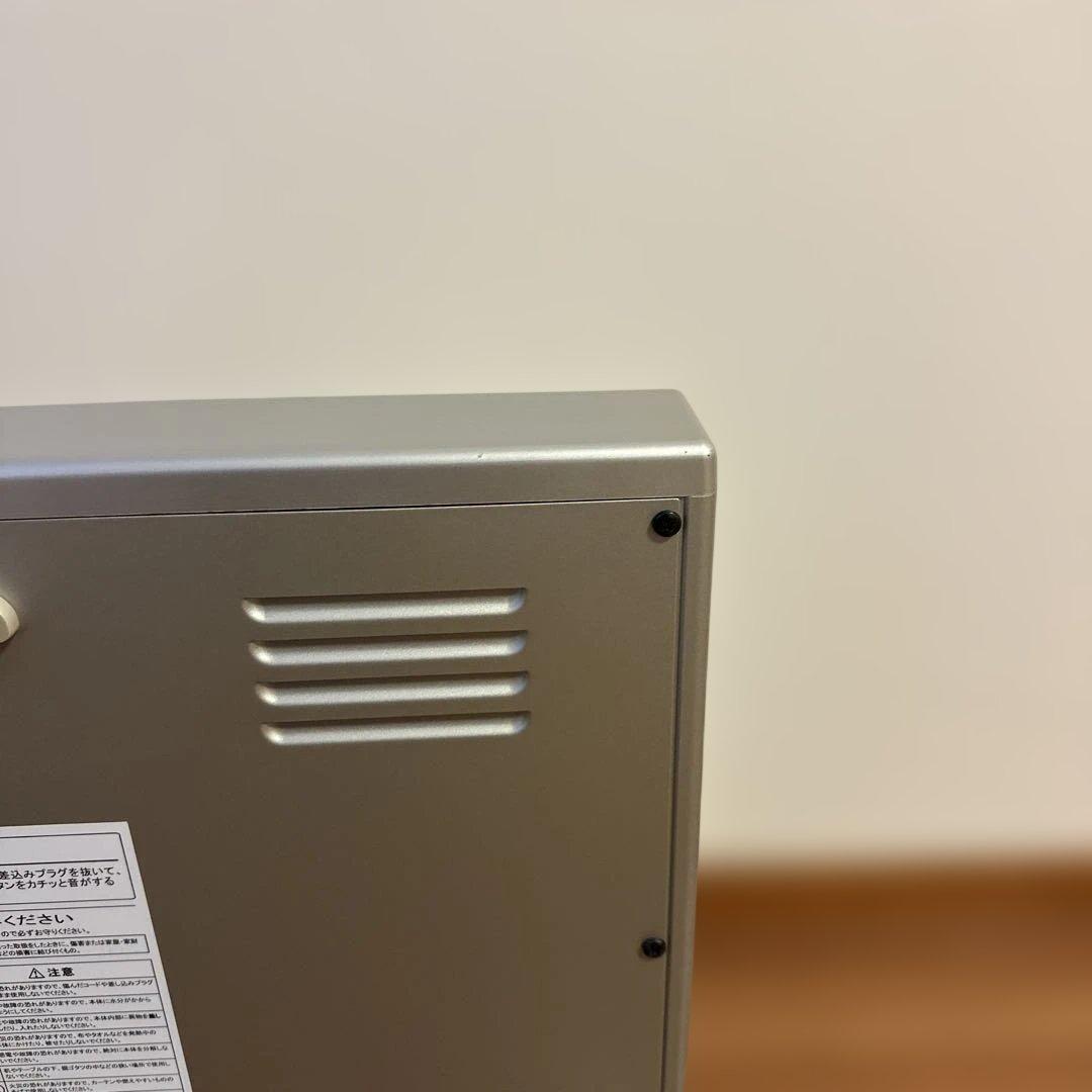 日本遠赤外線株式会社 遠赤外線輻射式暖房器 サンルーム slim